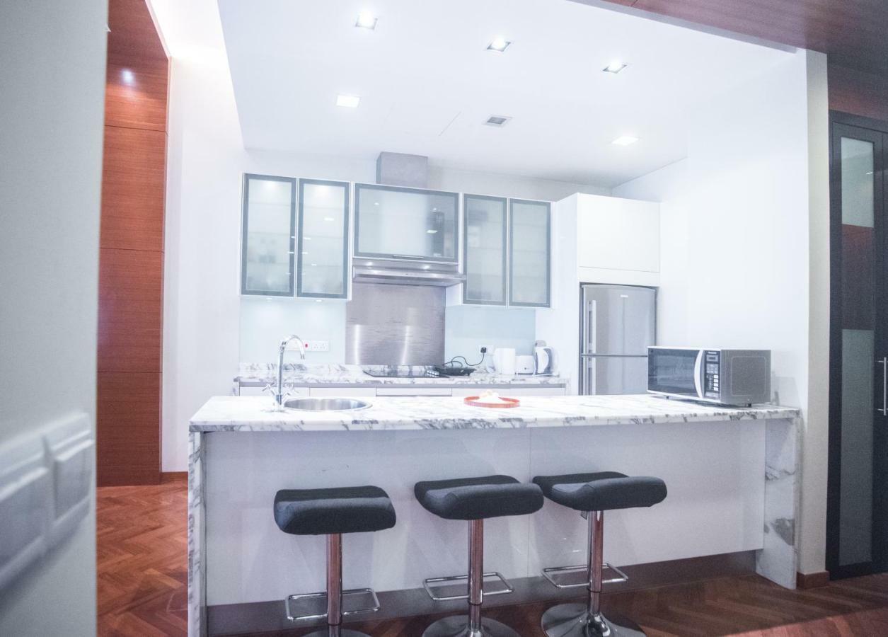 The Suites At Waterside Straits Quay By Plush Bagan Jermal Εξωτερικό φωτογραφία